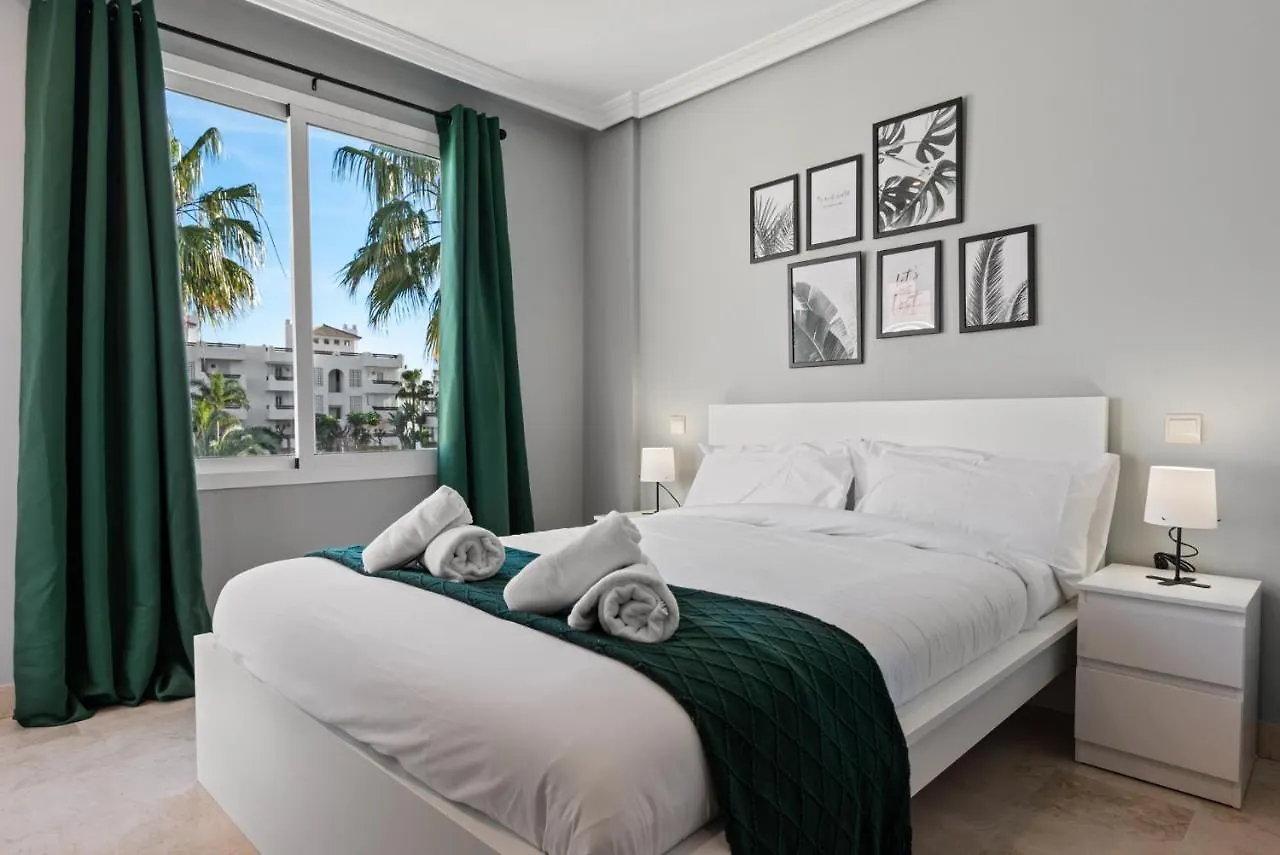 Estepona Apartment With Terrace And Pool By Costarentals - Ref M16