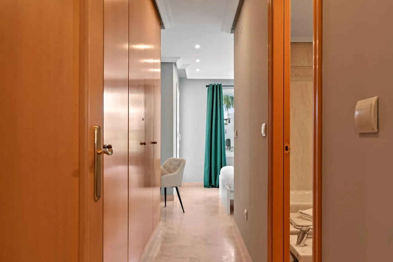Estepona Apartment With Terrace And Pool By Costarentals - Ref M16