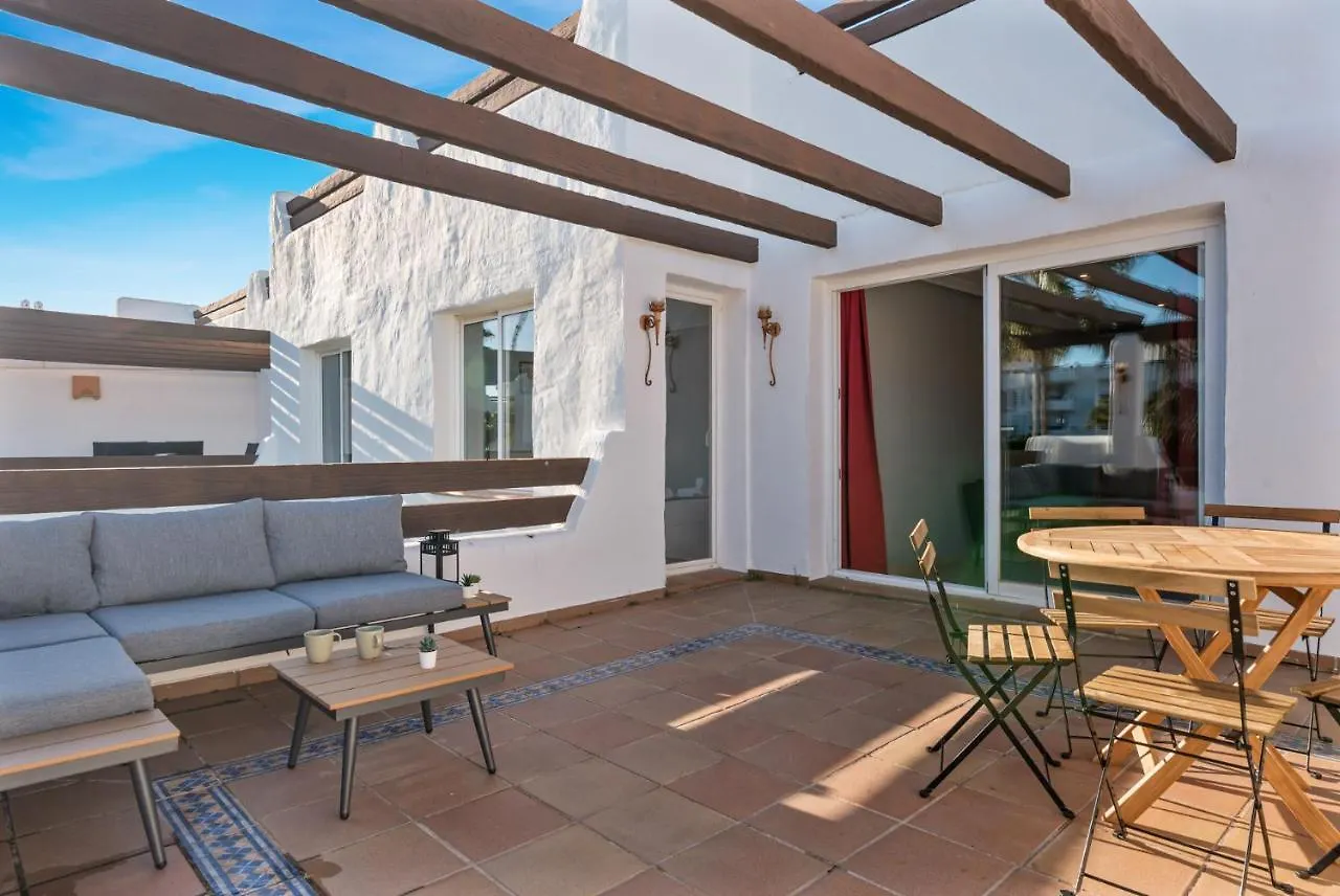 Estepona Apartment With Terrace And Pool By Costarentals - Ref M16