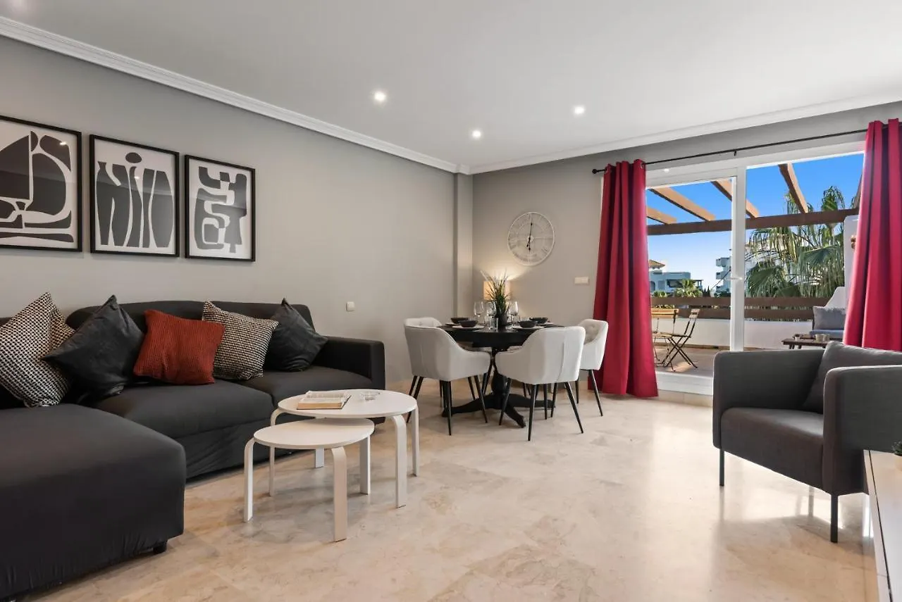 Estepona Apartment With Terrace And Pool By Costarentals - Ref M16