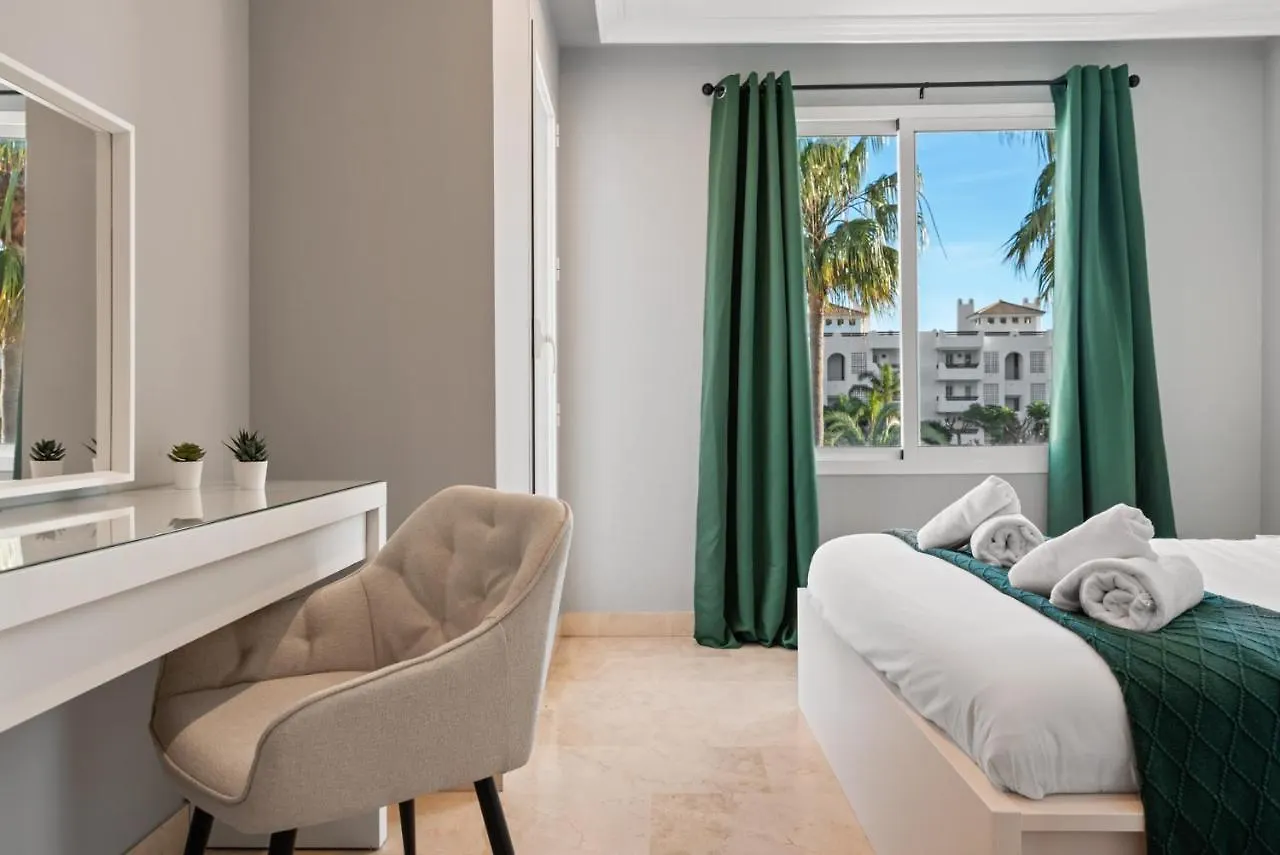 Estepona Apartment With Terrace And Pool By Costarentals - Ref M16